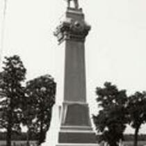 Baxter Springs Civil War Monument